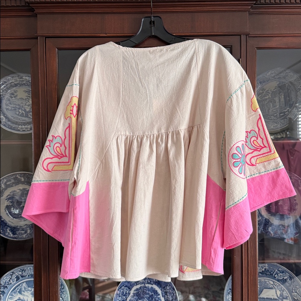 Embroidered Boho V-Neck Tunic in Cream and Pink - Picture 3 of 4